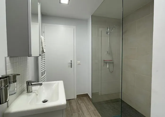 Spacieux Proche De Morges Et Lausanne アパート Aclens